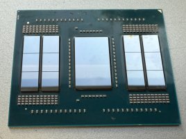 96jádrový Zen 5 Threadripper bez heatspreaderu vyfocen