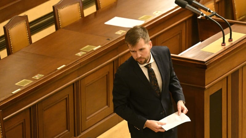 Piráti hrozí vládě. Pokud nezveřejní dokumenty k bitcoinům, chtějí vyšetřovací komisi