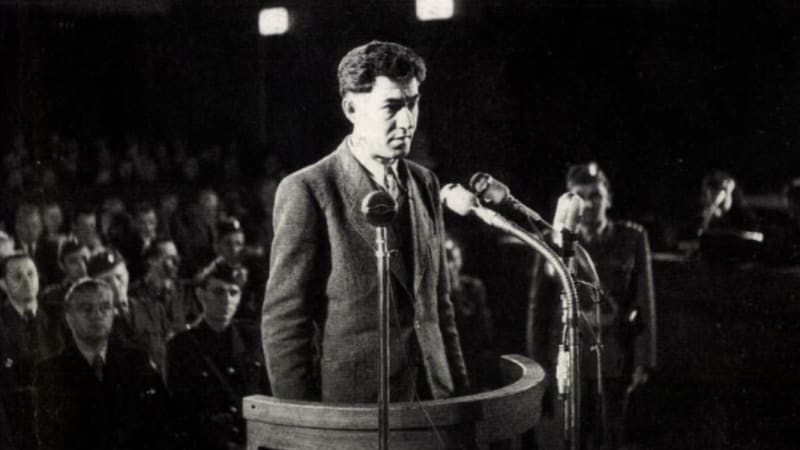 Horáková ho neznala, popravili je společně. Oběšený Buchal byl trochu podivín a ctil Lenina 