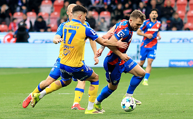 ONLINE: Plzeň - Teplice 1:1, v závěru střílí gól Krčík z penalty, hosté hned srovnávají