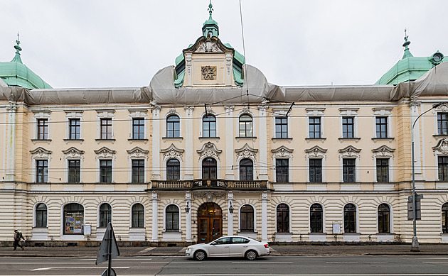 Záchrana Adalbertina přijde na sto milionů, město znovu hledá projektanta