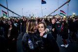 Pokud Orbán považuje naši účast na pochodu za vměšování, měl by z EU vystoupit, říká Gregorová