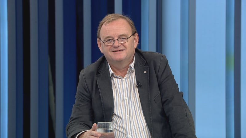 Stoniš: SOCDEM začala umírat už za Sobotky. Dienstbier a další odpadlíci jsou spolupachatelé