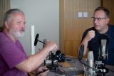 Léto s Rádiem Mama. ‚Rozhlas má stát na barikádách odvahy a experimentu,‘ věří Moravec