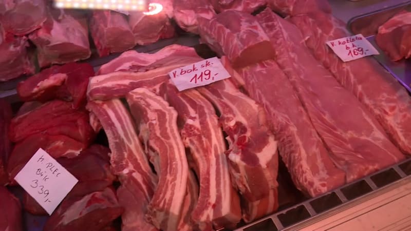 Poctivě i s tajnou ingrediencí. Tradiční řeznictví lákají v jižních Čechách na sekanou i tlačenku