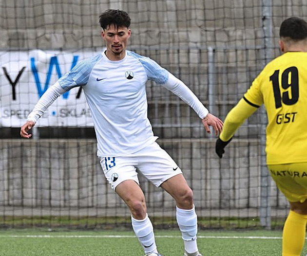 Tři litry krve v břiše. Liberecký obránce Rýzek po tréninku bojoval o život