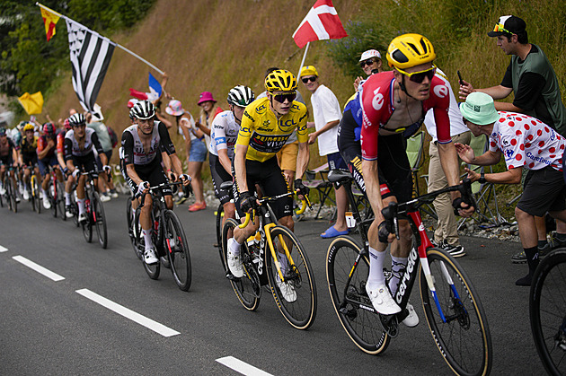 Start Tour de France zpod orloje? Pražští politici souhlasí, někteří nevidí přínos
