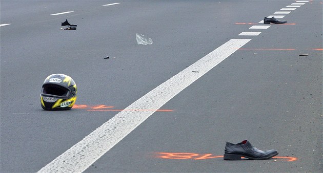 Na Kladensku havaroval motorkář, resuscitace mu život nezachránila