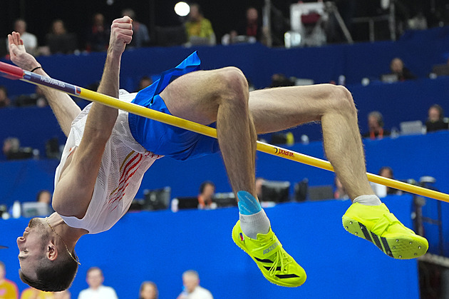 Atletika ONLINE: Pokračuje šampionát družstev, zabojuje i výškař Štefela