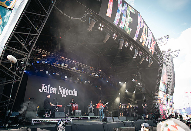 GLOSA: Konec jedné éry, začátek nového Glastonbury. Festivalu panují menší scény