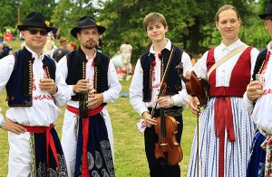 Osmdesátiletá Strážnice. Největší folklorní festival láká na historii i hosty z exotiky