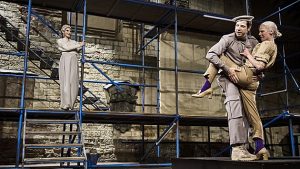 RECENZE: Shakespeare a světelné meče. To sáhodlouhé rdoušení si mohl Othello odpustit