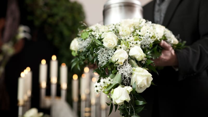 Poslední sbohem 9leté dívce utonulé v Budějovicích. Přes 100 hostů i písně Michala Davida