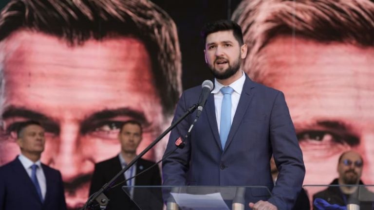 Motorista Gregor: S Babišem povládnou komunisté, nebo my. Popsal Turkovo „morální vykoupení“