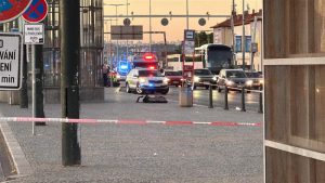 Policie uzavřela okolí hlavního nádraží v Praze. Kvůli odloženému zavazadlu přijel pyrotechnik