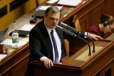 ‚Zradili a poplivali ideje sociální demokracie.‘ Votava a Dienstbier opouští SOCDEM kvůli spojení se Stačilo!