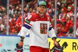 Pastrňák poosmé zvítězil v anketě Zlatá hokejka. Za oporou Bostonu skončili Nečas a Červenka