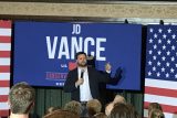 Senát USA schválil Trumpův daňový zákon, rozhodl hlas J.D. Vance