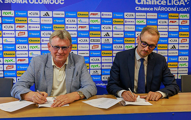 Úkol splněn, Olomouc je v dobrých rukou, věří bývalí majitelé. S Čechem se jedná