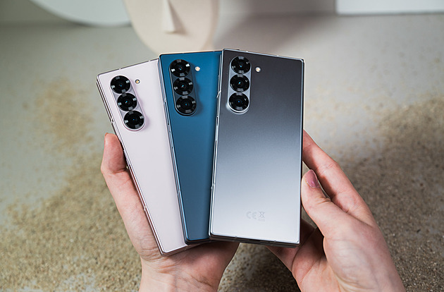 Vyhrajte skládací telefon Samsung Galaxy Z Fold6, ideálního parťáka na cesty