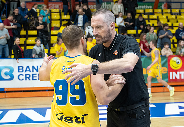 Znevážil soupeře, zhoršil vztahy. Komise odsoudila Hrubého, žádá zavedení pokut