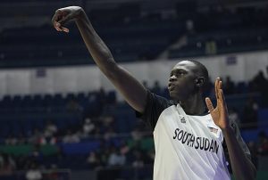 Poutavé příběhy draftu: Zvěsti o trucování, rozhodující telefonát i pády Evropanů