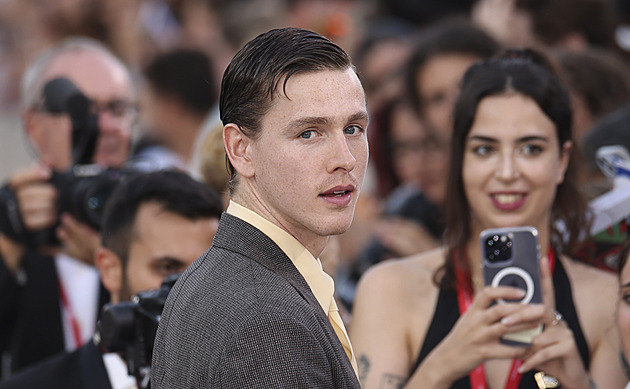 KOMENTÁŘ: Mladší Bond? Příští agent 007 se nejspíš vrhne do akce ještě jako panic